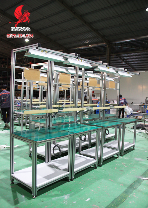 ban-thao-tac-cong-nhan-sukavina 2.jpg (382 KB)